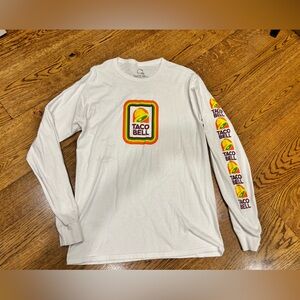 TACO BELL Long Sleeve T-shirt Size M Yellow Retro 90’s Logo Graphic Print Tee